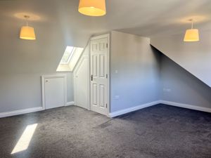 Photo 16- click for photo gallery